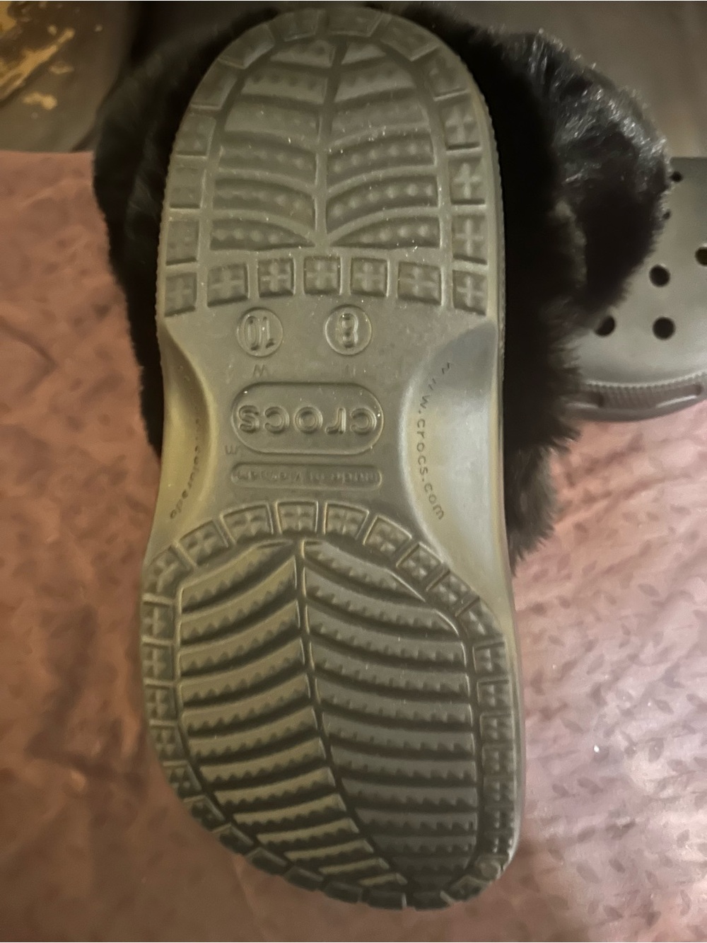 CROCS Black Faux-Fur Lined Classic Clog